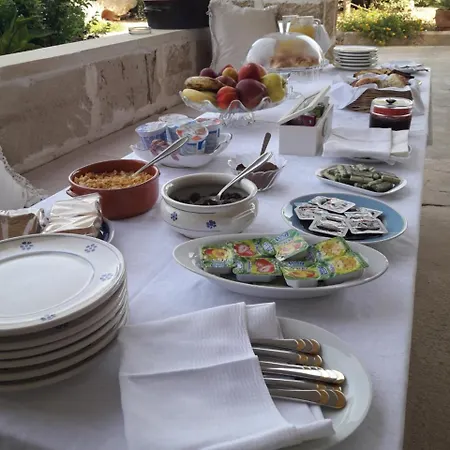 Lazzarello Bed & Breakfast *