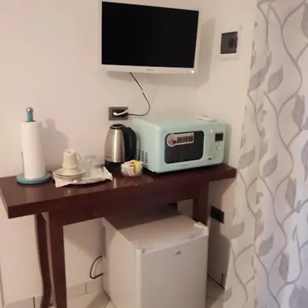 Lazzarello Bed & Breakfast *