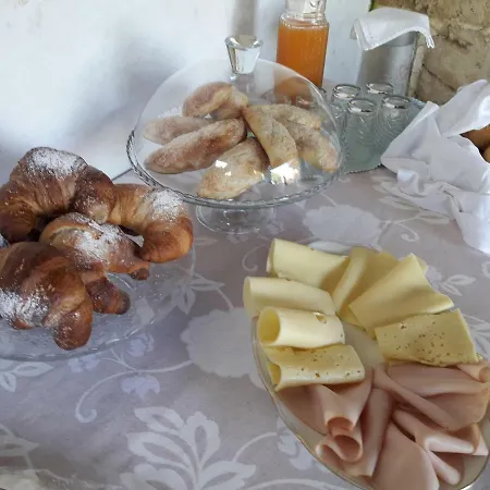 Bed & Breakfast Lazzarello *